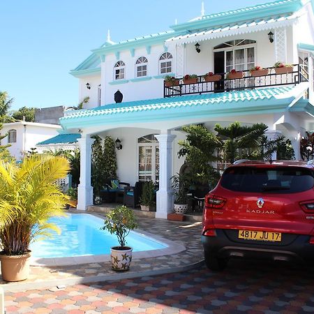 Chez Marina Villa Quatre Bornes Exterior photo